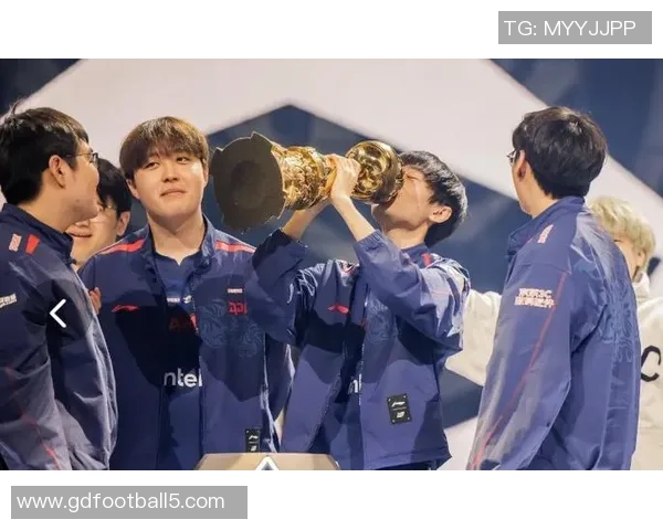 BLG迎战JDG巅峰对决 谁能笑到最后争夺LPL冠军荣耀