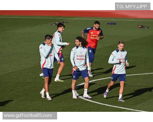 世界杯赛场上的荣耀与激情:各国球队角逐激烈,历史与未来交织的足球盛宴 世界杯赛场上的荣耀与激情:各国球队角逐激烈,历史与未来交织的足球盛宴