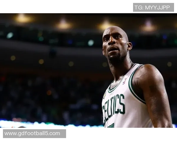 凯文·加内特：从挑战者到传奇的篮球之路与心路历程