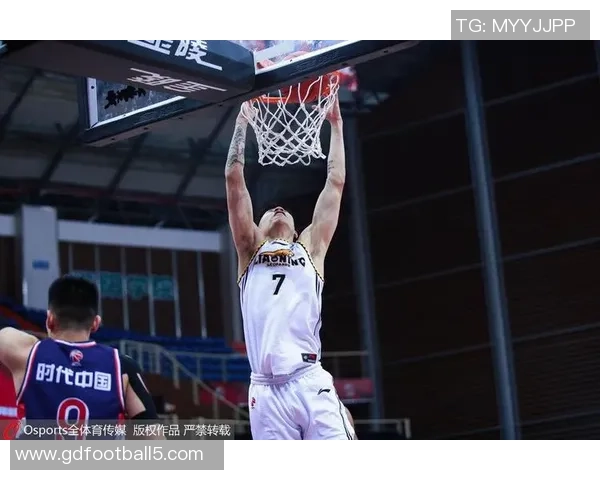 张镇麟领衔辽篮重塑辉煌 新赛季目标冲击总冠军奋勇前行 张镇麟领衔辽篮重塑辉煌 新赛季目标冲击总冠军奋勇前行